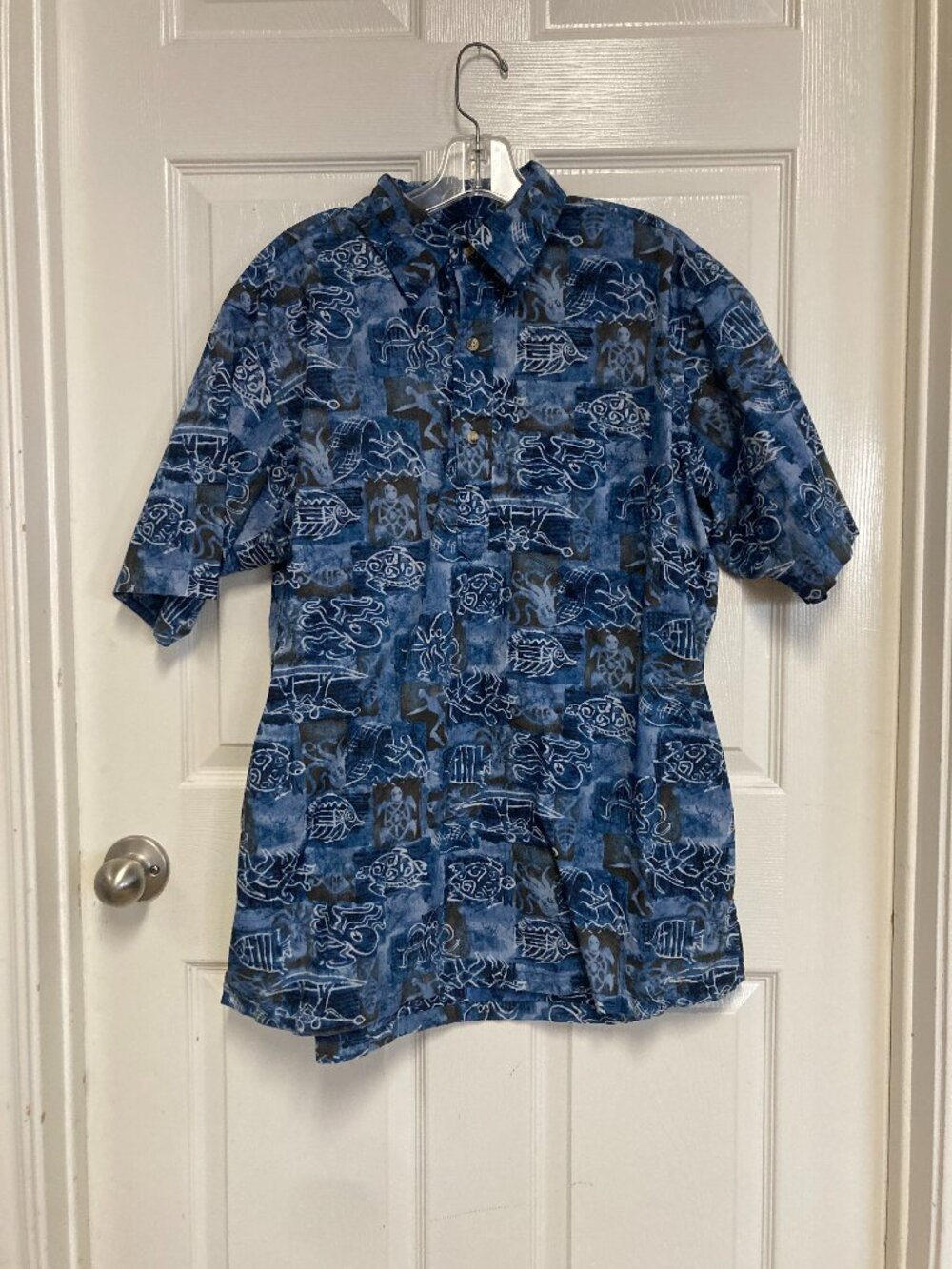 Ono & Company by Liberty House Men's shirt 100% Cotton blue w/pattern size Large